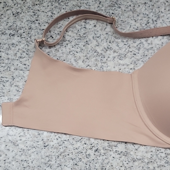 Victoria's Secret Love Cloud Bra 36C - Picture 3 of 16